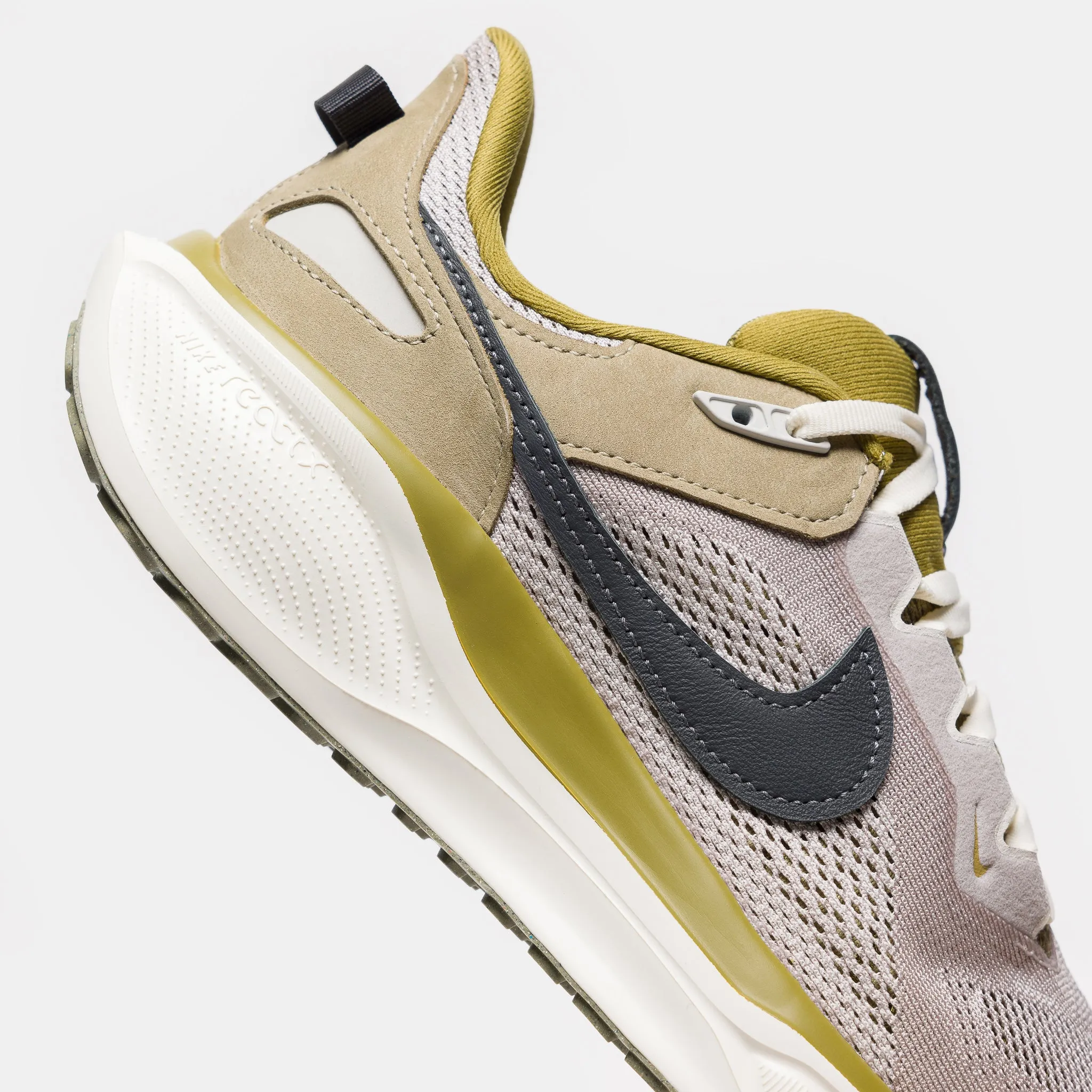 Air Zoom Pegasus 41 SP Sneaker in College Grey/Anthracite