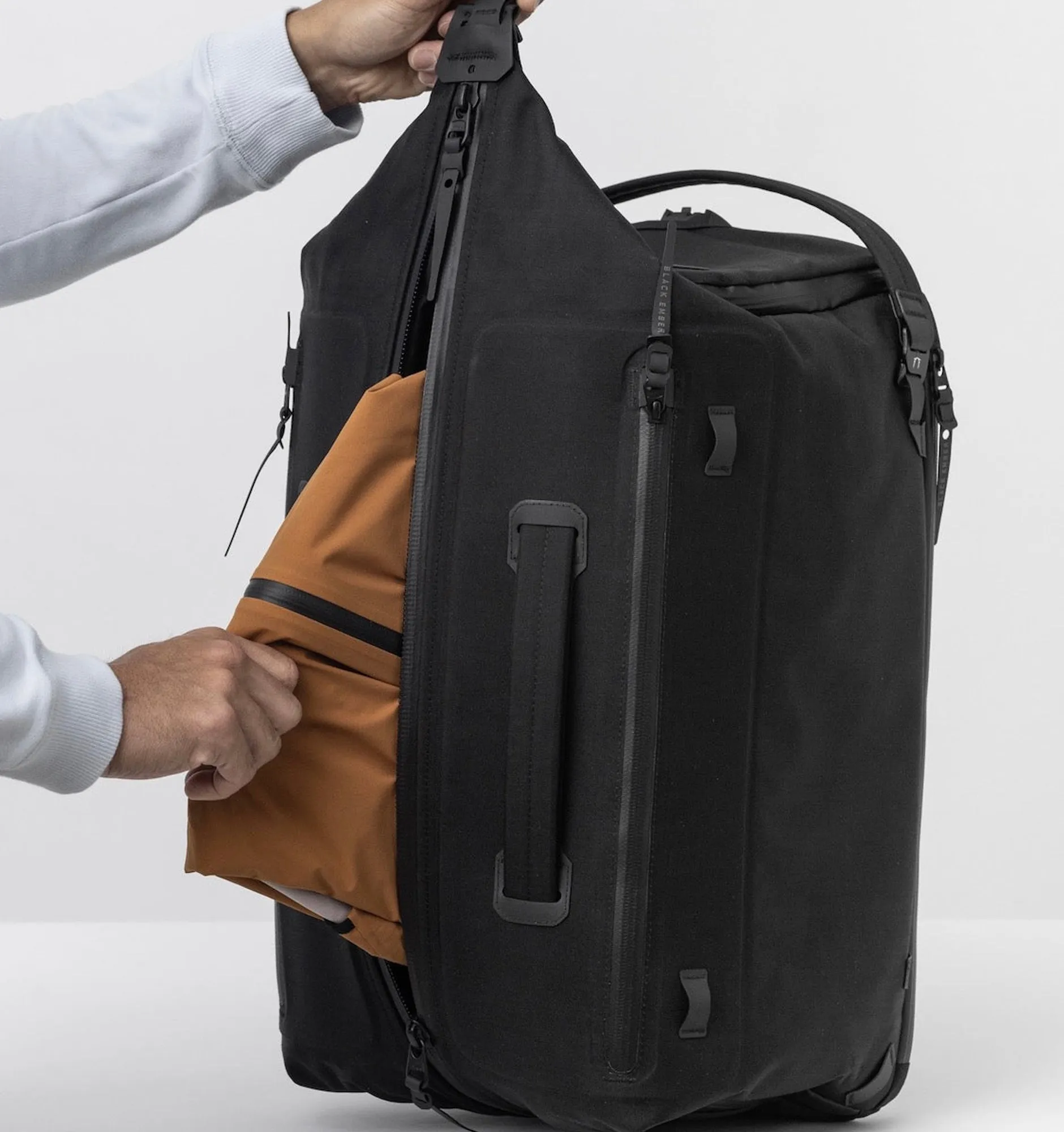 Black Ember DEX 45 Duffle