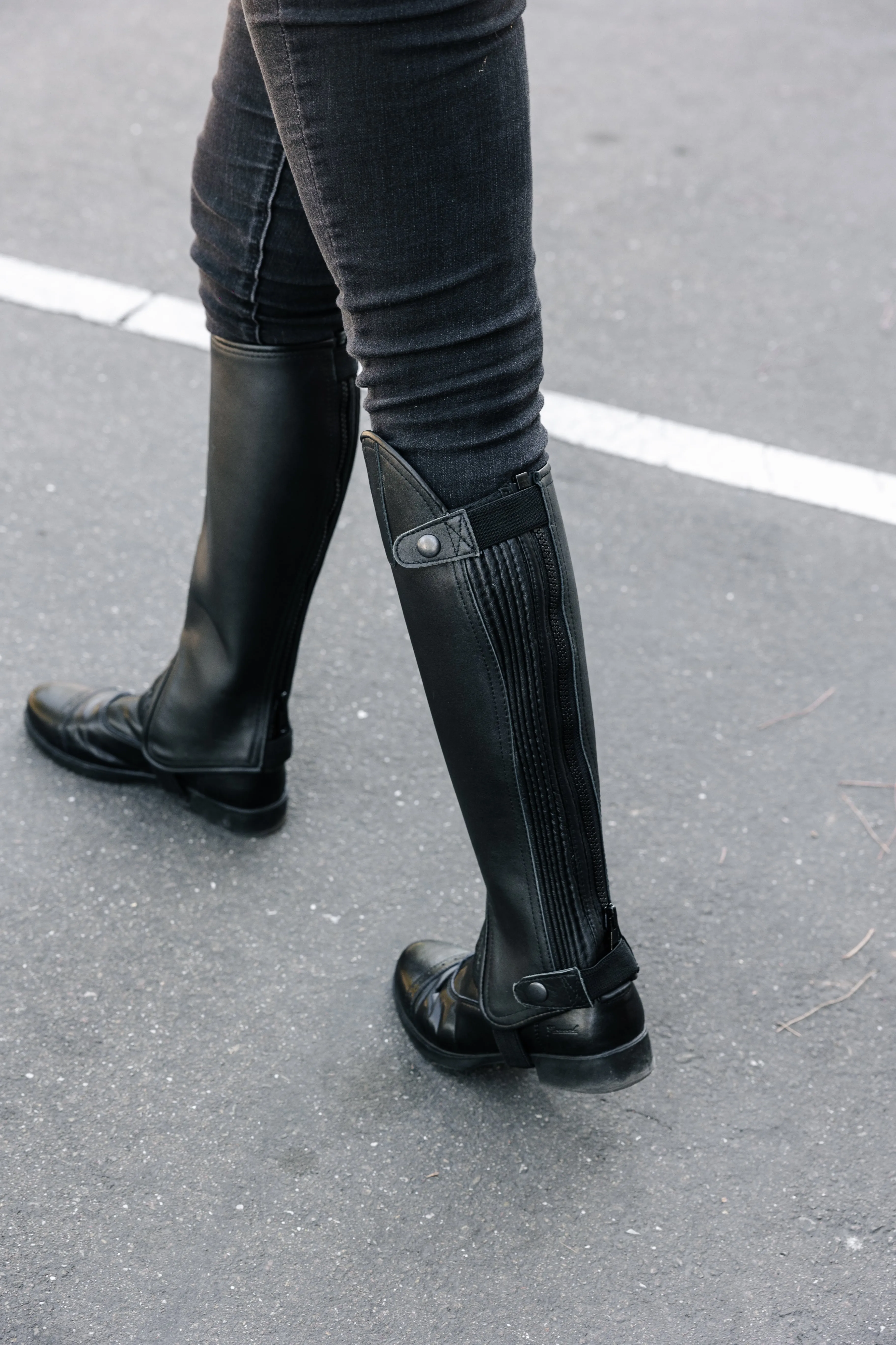 Canyon Deluxe Leather Half Chaps