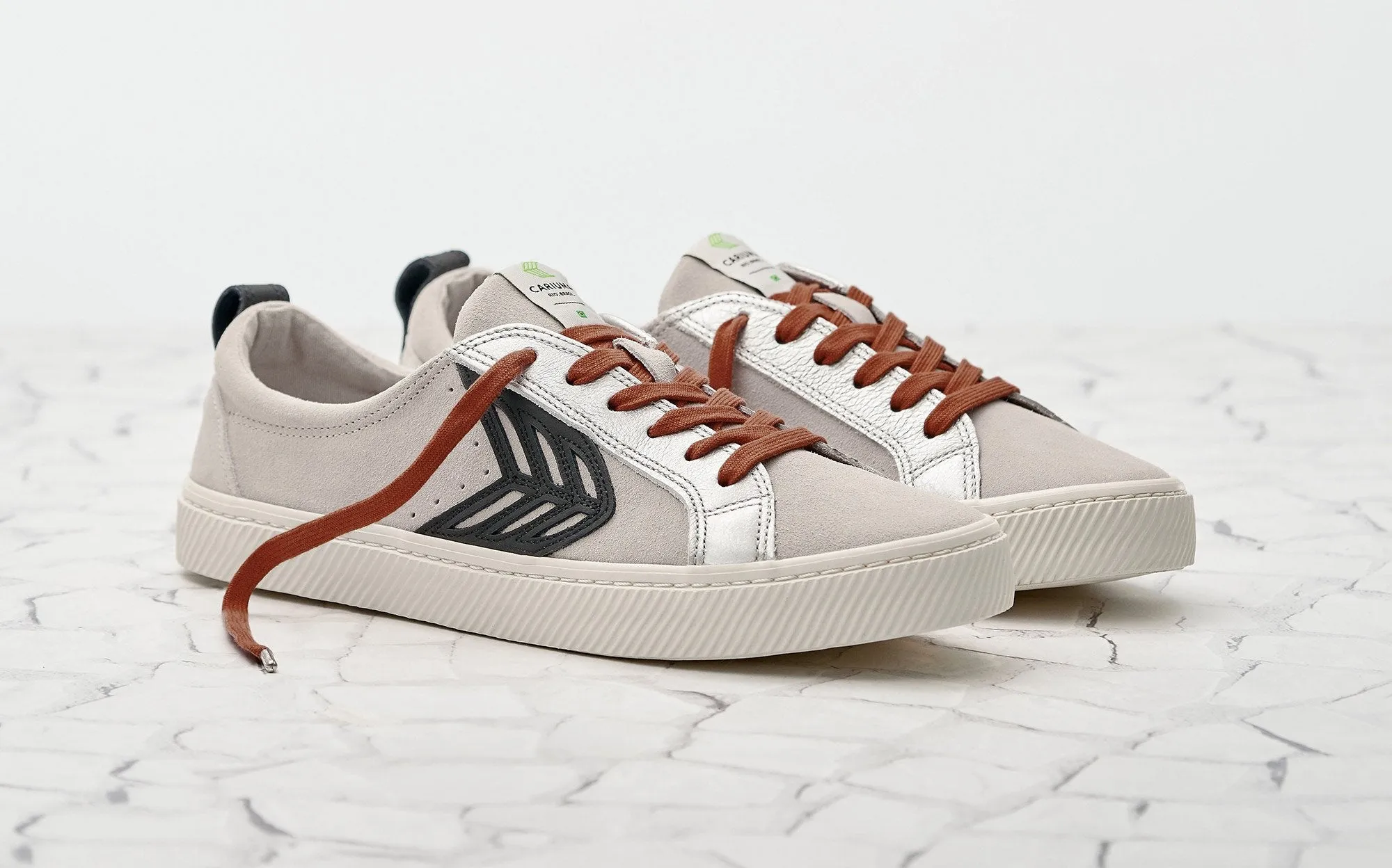 CATIBA Low Ice/Black Suede Sneaker Men