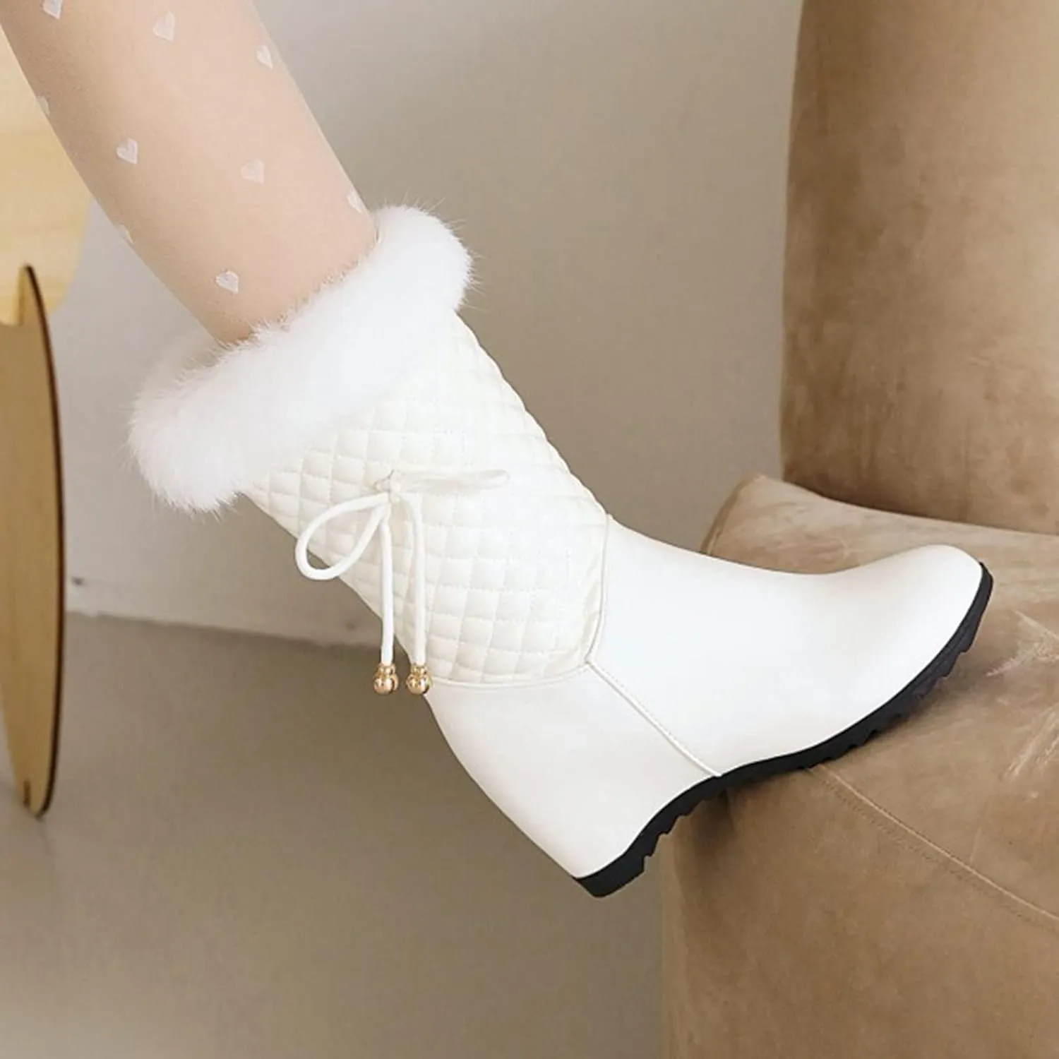 hlysgo Women Solid Color Short Boots Inner Height Waterproof Winter Boots Fuzzy Plush Fluffy Lined Side Zipper Warm Snow Booties